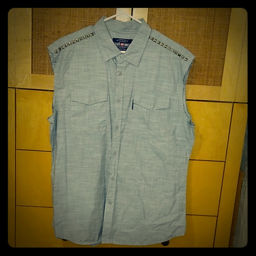 Cut off Button Up